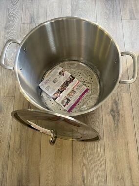Princess House Stainless Steel Stock Pot with Lid - Silver